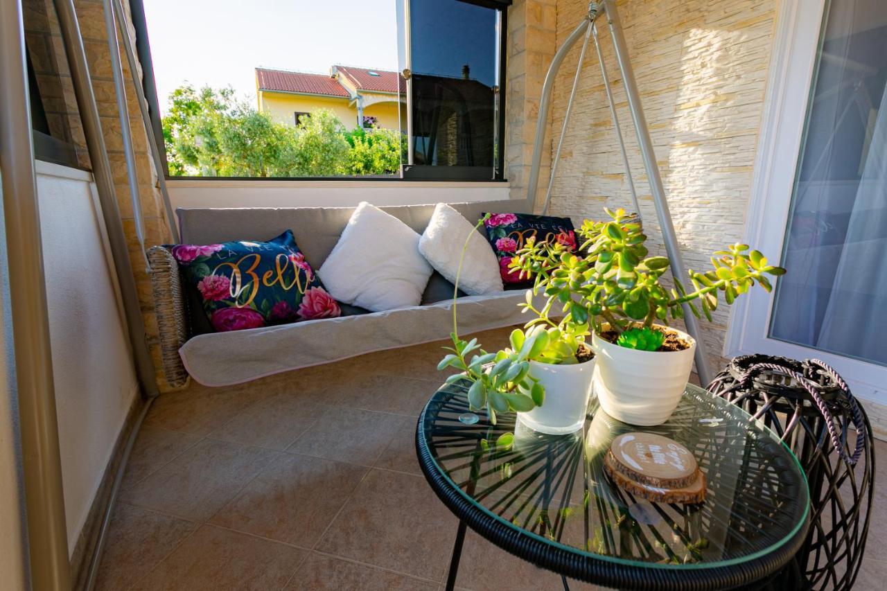 Villa Lorema-Pet Friendly On 5000 Sqm Garden,Pool, Jacuzzi, Billiard&Ps5 Sveti Filip i Jakov Bagian luar foto