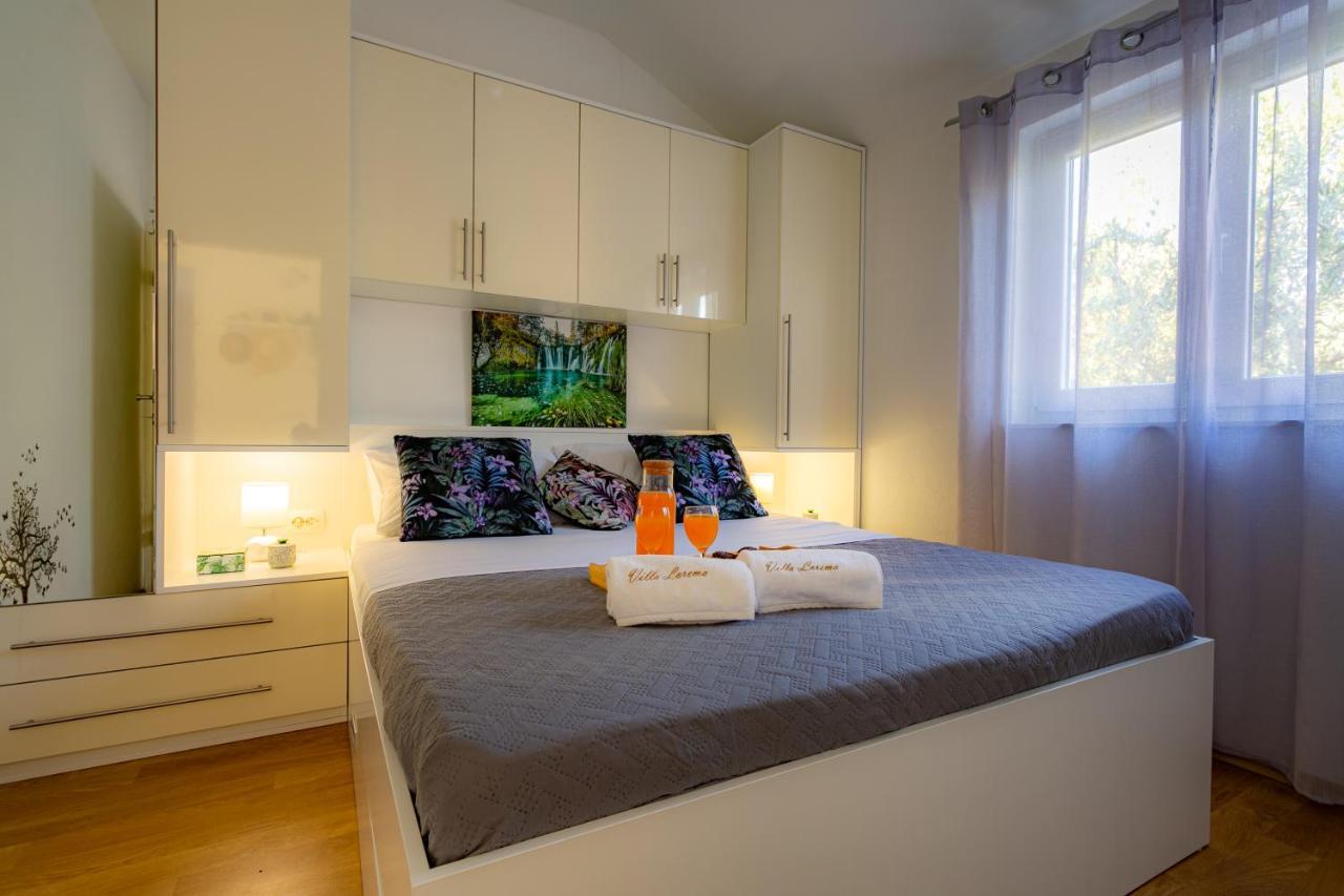 Villa Lorema-Pet Friendly On 5000 Sqm Garden,Pool, Jacuzzi, Billiard&Ps5 Sveti Filip i Jakov Bagian luar foto